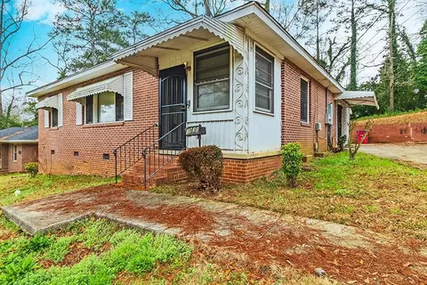 1930 Mallory Dr, Macon, GA 31201