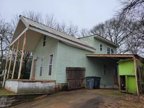 4 Louise St, Lagrange, GA 30241 photo 2