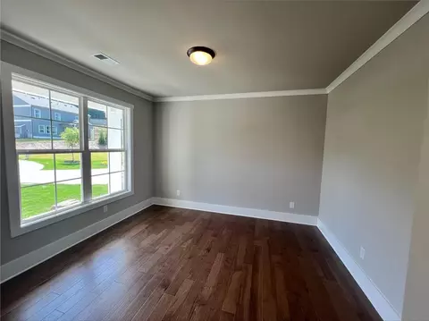 Living - 223 Willow St, Canton, GA 30114 photo 3 of 4