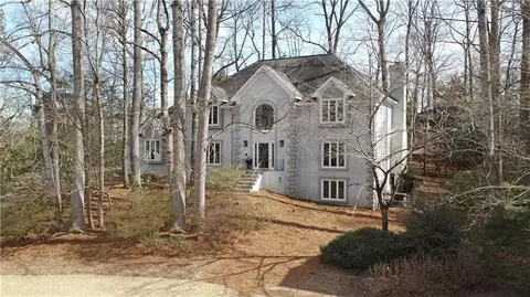 770 Bedford Oaks Dr, Marietta, GA 30068