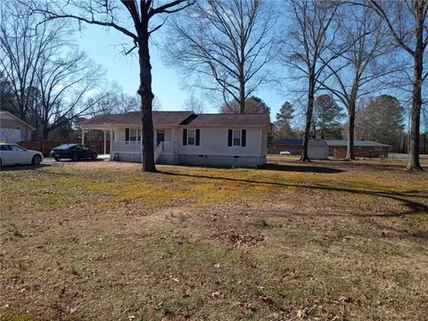 135 Brookwood Dr NW, Sugar Valley, GA 30746