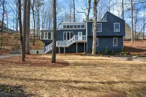493 Willow Springs Dr, Marietta, GA 30068