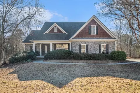 1273 Alcovy Bluff Dr, Monroe, GA 30656