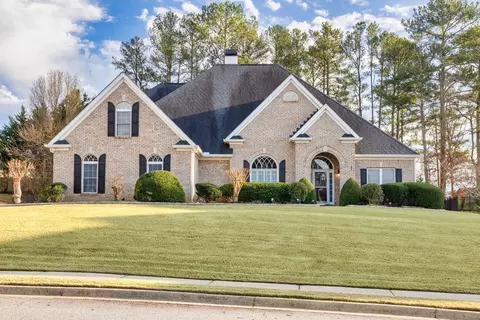 1525 Mount Mckinley Dr, Grayson, GA 30017