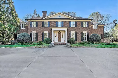 3000 Rivermeade Dr NW, Atlanta, GA 30327