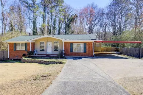 3701 W County Line Rd, Douglasville, GA 30135