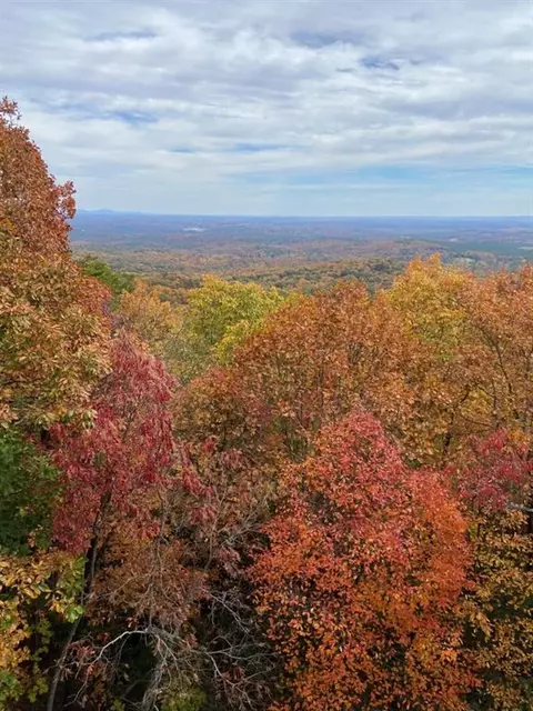 720 Mcelroy Mountain Dr, Big Canoe, GA 30143