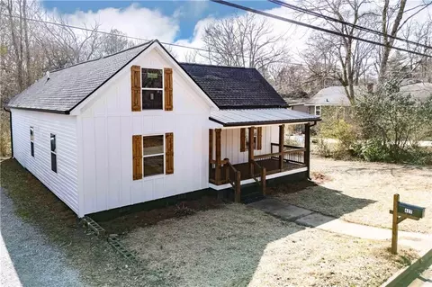 427 West Ave, Carrollton, GA 30117