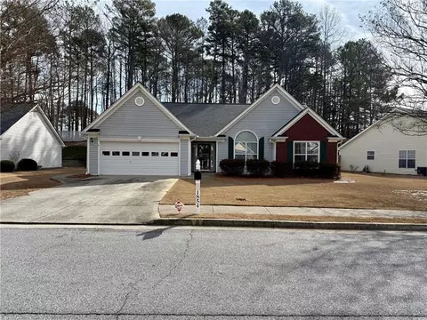 1854 Brittlebank Ln, Lawrenceville, GA 30043