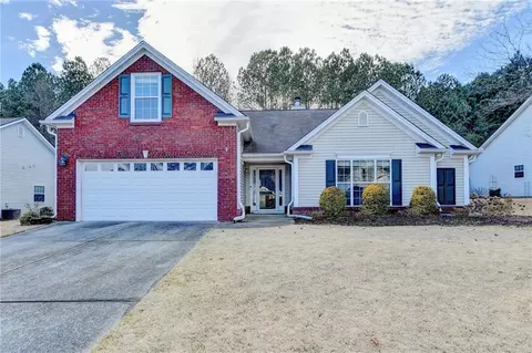 2506 Creek Station Dr, Buford, GA 30519