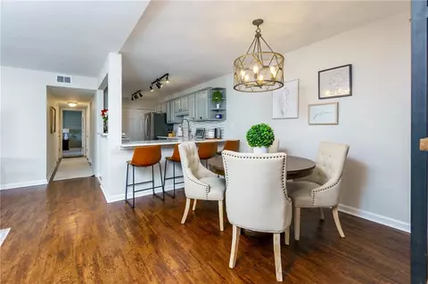 407 Brighton Pt, Atlanta, GA 30328