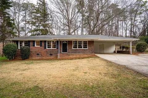 4292 Pinetree Dr, Powder Springs, GA 30127