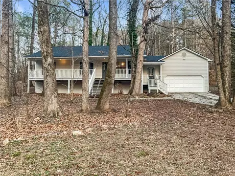 130 Pinewood Dr, Senoia, GA 30276