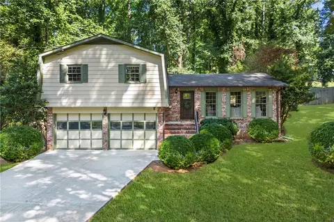 4883 Rock Haven Dr, Lilburn, GA 30047