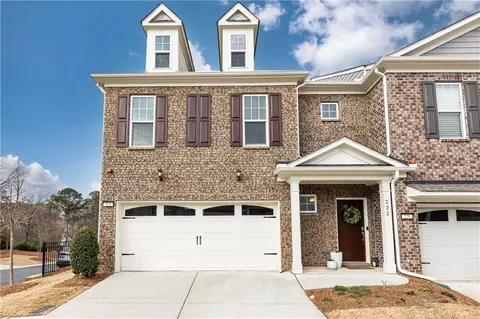 222 Ellis Ln, Woodstock, GA 30189