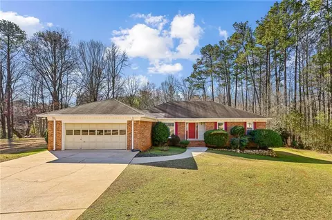 606 Camary Ct SE, Conyers, GA 30094