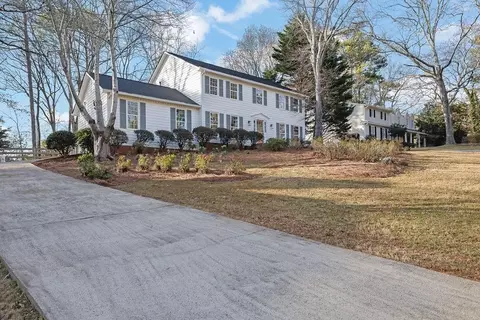 1040 Millridge Ln SE, Marietta, GA 30067