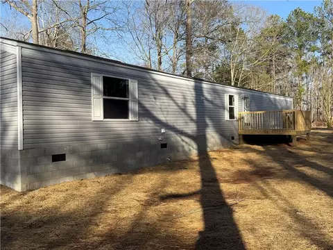 155 Emily Dr, Whitesburg, GA 30185
