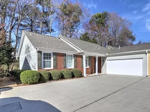 2357 Barrett Cottage Pl, Marietta, GA 30066