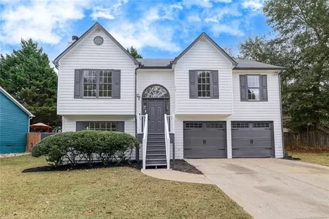 2954 Lighthouse Ct, Acworth, GA 30101
