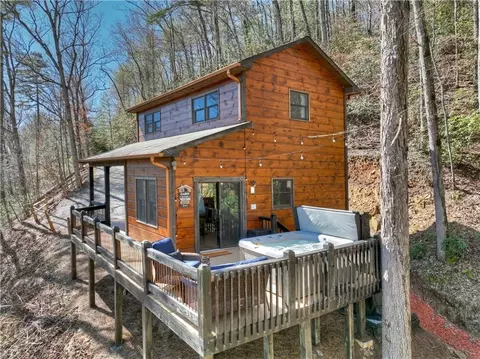 204 Mountain View Cir, Blue Ridge, GA 30513 photo 7