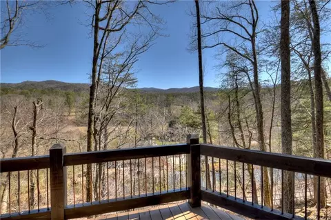 204 Mountain View Cir, Blue Ridge, GA 30513 photo 9