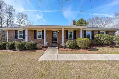 3908 Summit Dr, Douglasville, GA 30135