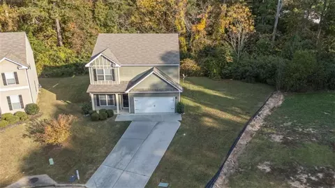 834 Drumore Ct, Fairburn, GA 30213