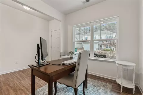 Entry Way - 185 Kimberleys Xing, Jasper, GA 30143 photo 2 of 5