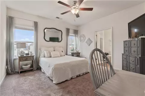 Bedroom - 185 Kimberleys Xing, Jasper, GA 30143 photo 1 of 5