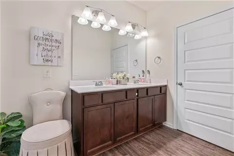 Entry Way - 185 Kimberleys Xing, Jasper, GA 30143 photo 3 of 5