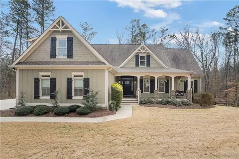 228 Wilshire Ter, White, GA 30184