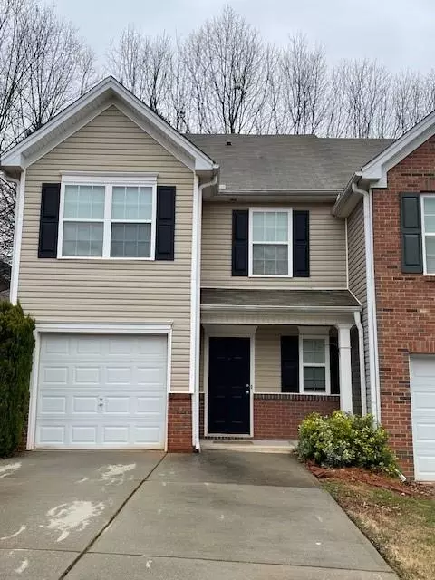 1606 Little Creek Dr, Lawrenceville, GA 30045