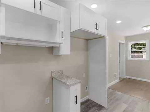 Entry Way - 1088 Lloyd Dr, Forest Park, GA 30297 photo 2 of 2