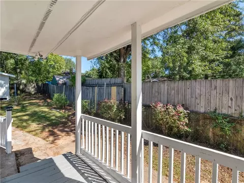 Exterior - 1088 Lloyd Dr, Forest Park, GA 30297 photo 2 of 6