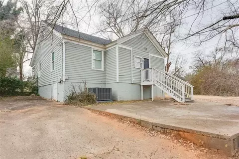 19 Wingfoot Trl, Cartersville, GA 30120