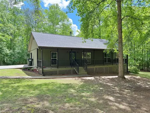 93 Mill Creek Rd, Hiram, GA 30141