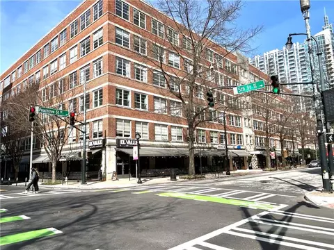 800 Peachtree St NE #8415, Atlanta, GA 30308
