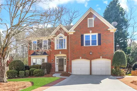 420 Glenridge Close Ct, Atlanta, GA 30328