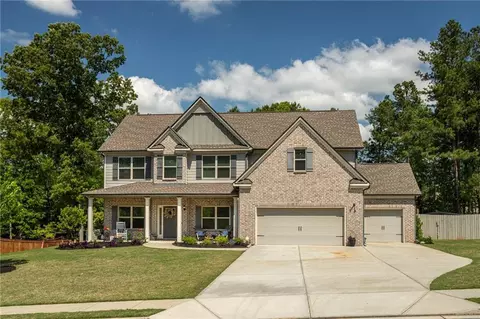 2106 Sycamore Ln, Loganville, GA 30052