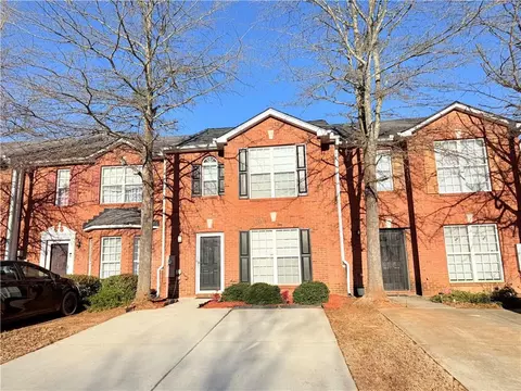3011 Waldrop Cir, Decatur, GA 30034