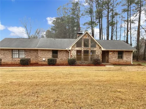 5700 Leah Ln, Powder Springs, GA 30127