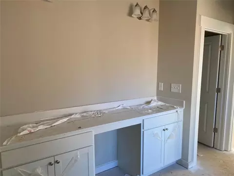 Entry Way - 115 Westminster Ct, Winder, GA 30680 photo 3 of 4