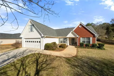 Exterior - 35 Aiken Ct, Covington, GA 30016 photo 2 of 3