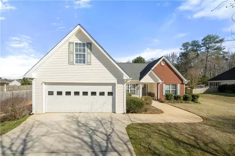35 Aiken Ct, Covington, GA 30016