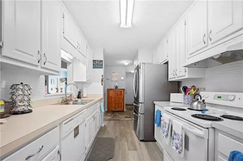 Kitchen - 35 Aiken Ct, Covington, GA 30016 photo 3 of 3