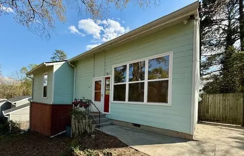 5087 Fairmont Rd SE, Smyrna, GA 30082