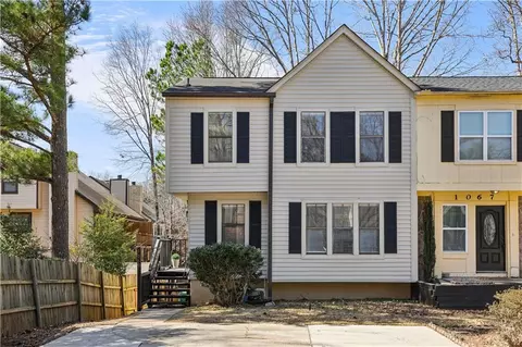 1069 Falling Water Dr SE, Smyrna, GA 30080