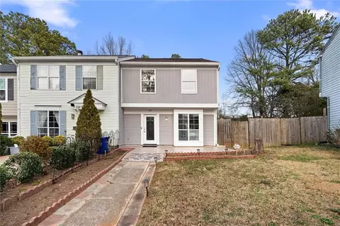 3177 Shadow Walk Ln, Tucker, GA 30084