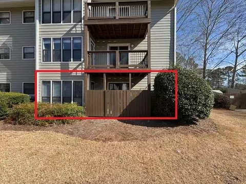 601 Park Ridge Cir, Marietta, GA 30068